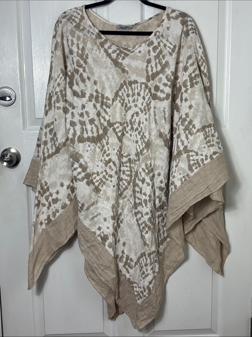 Elena Baldi Neutral Beige Linen Poncho made in Italy cover up beach lightweight